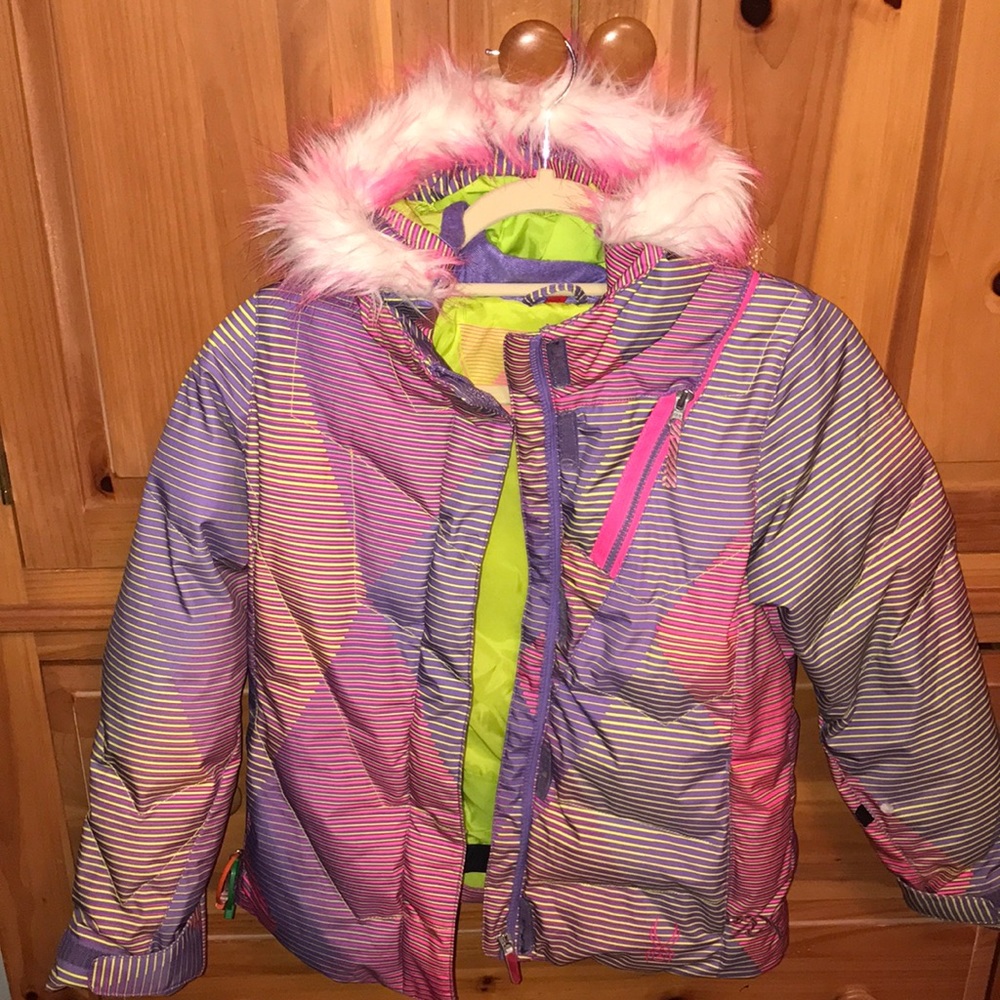 NWOT Girls Skiing/Snowboarding Jacket